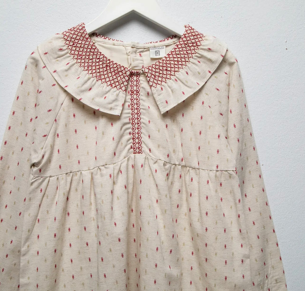 Vestido Beige con Bordado