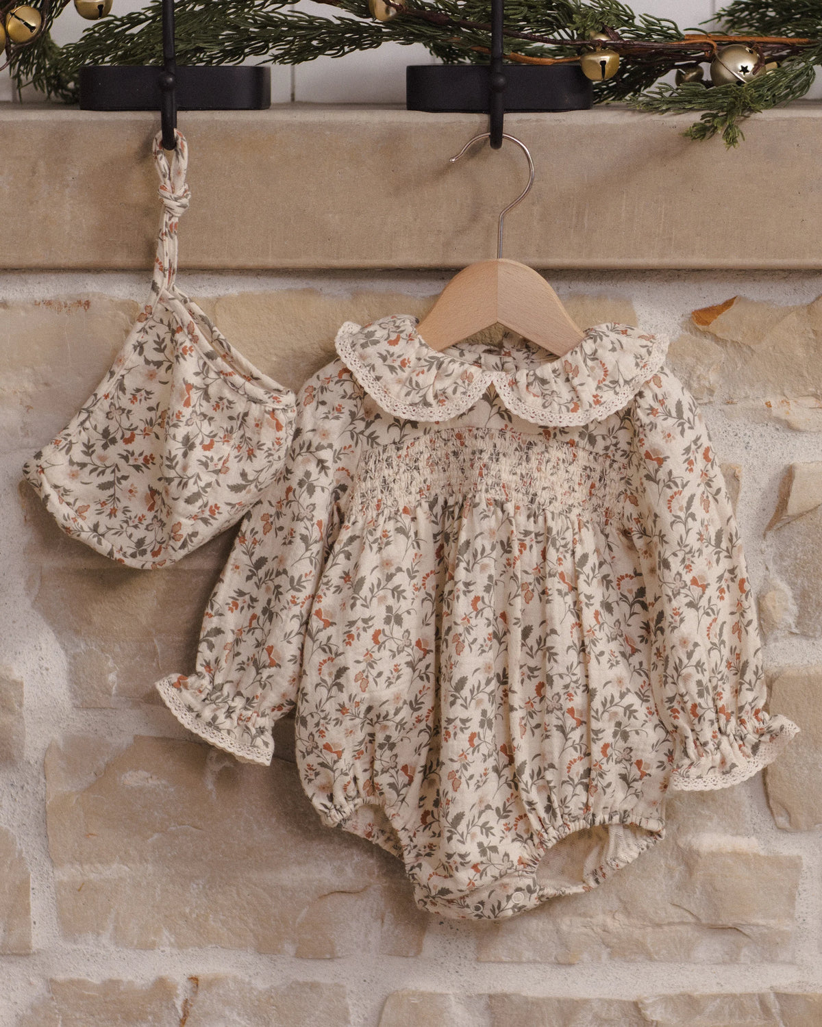 CALLIE ROMPER HOLIDAY FLORAL