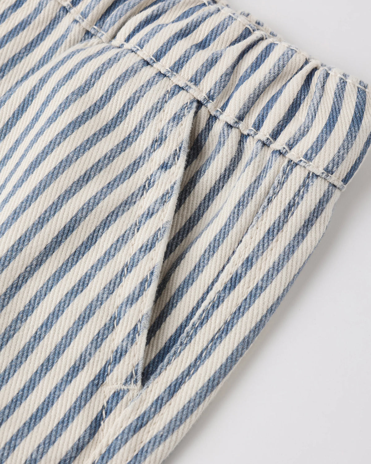 DAWSON SHORT || RAILROAD STRIPE