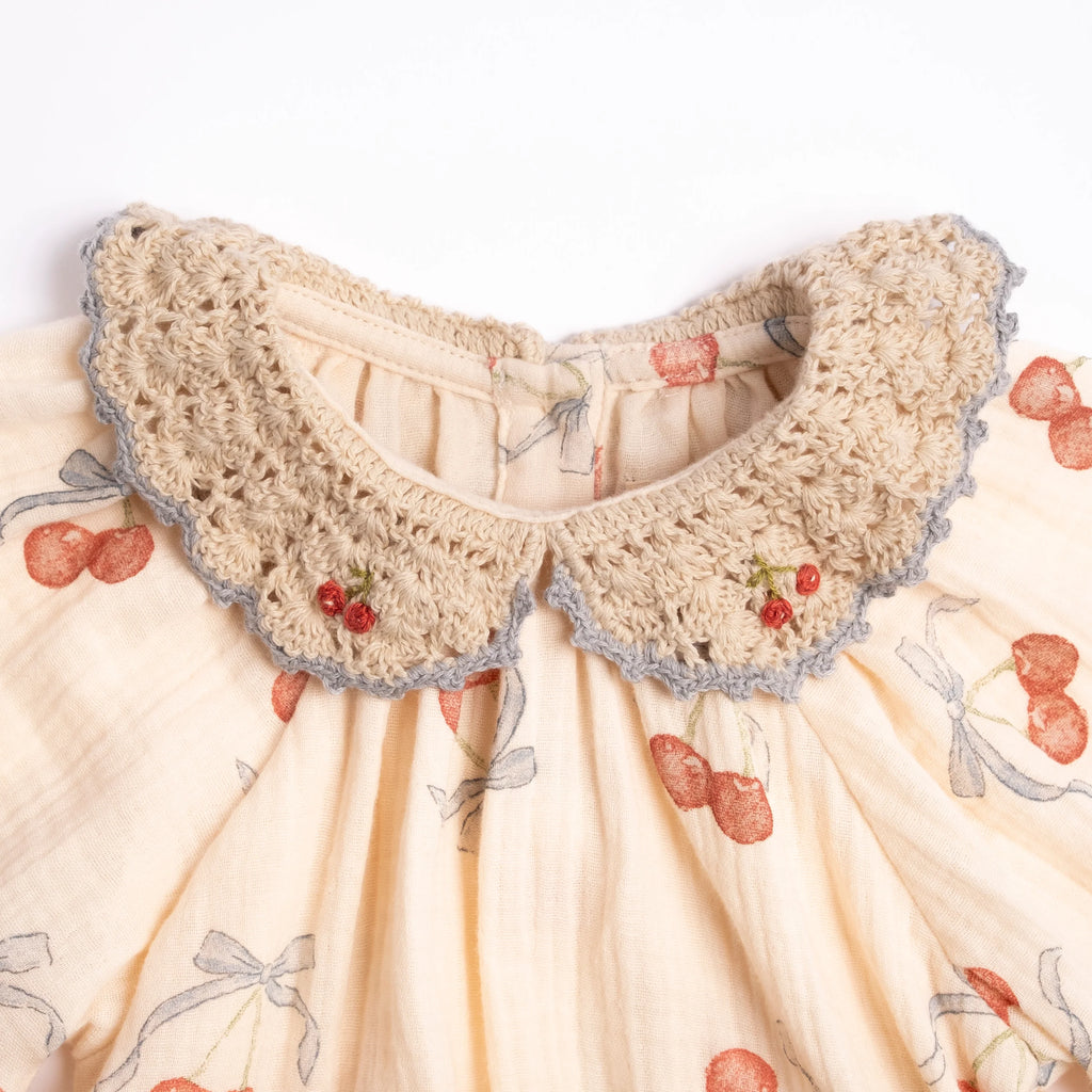 Eloise Set in Winter Chérie