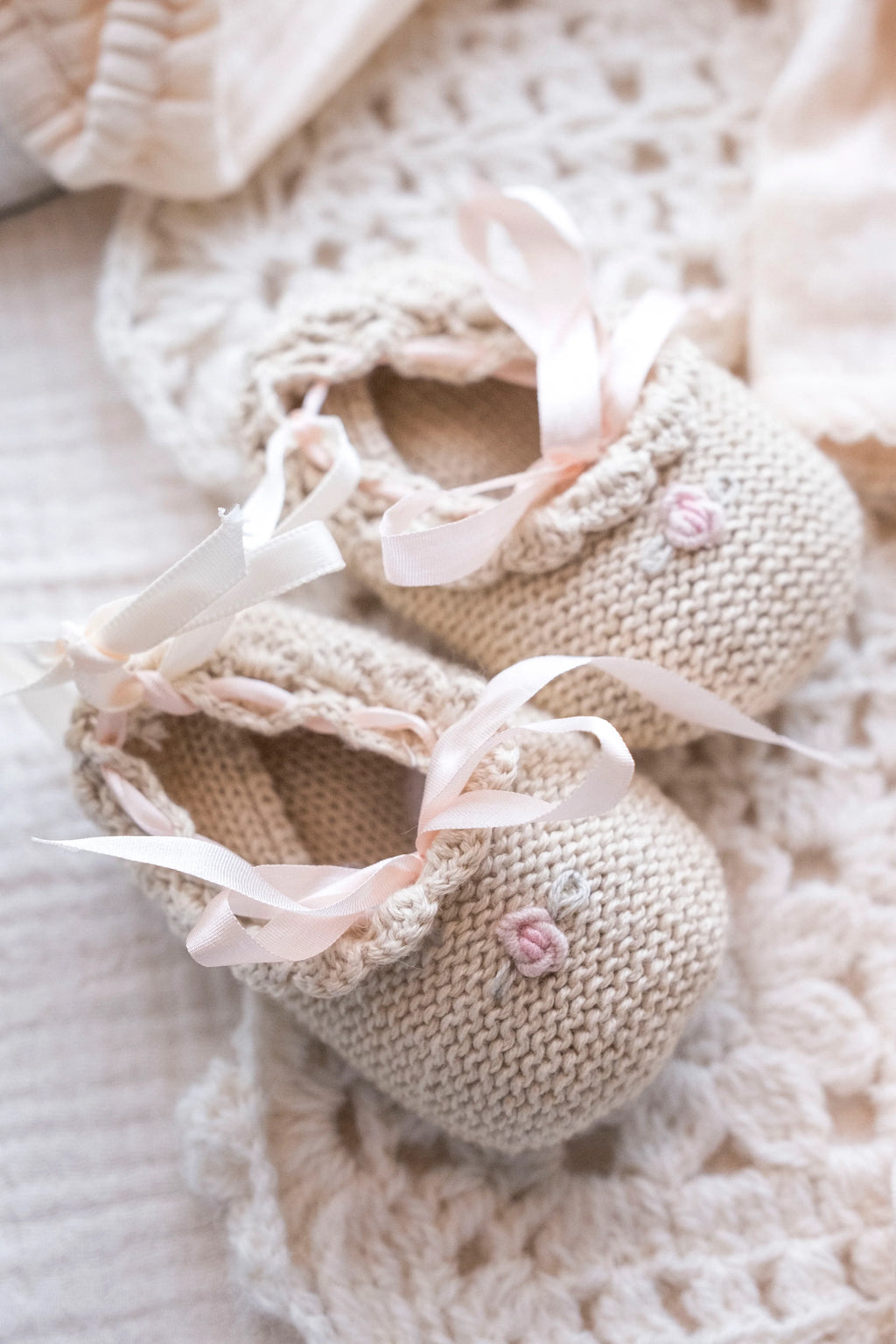 Knitted Ballerinas Roses