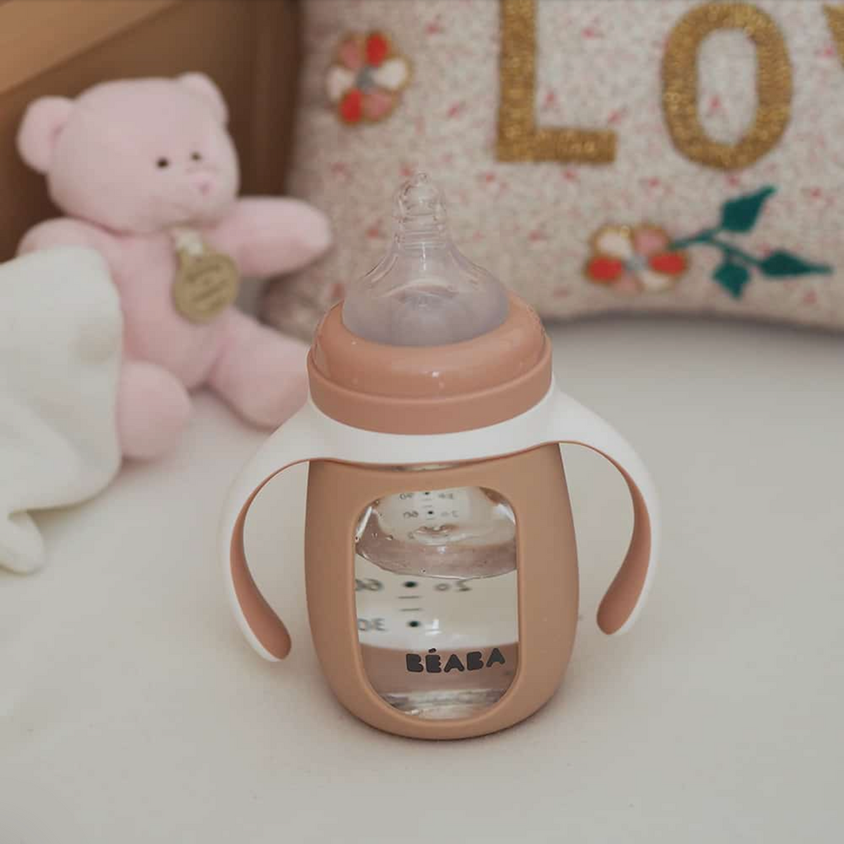 Glass Bottle with Silicone Protective Sleeve 210 ml- Pink